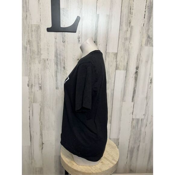 Getting rowdy tshirt woman’s size large - Picture 4 of 6